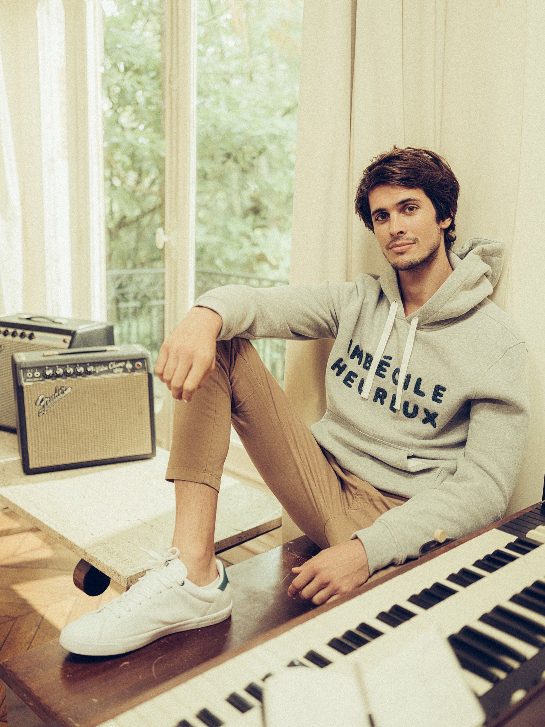 Sweat "L'imbécile heureux"