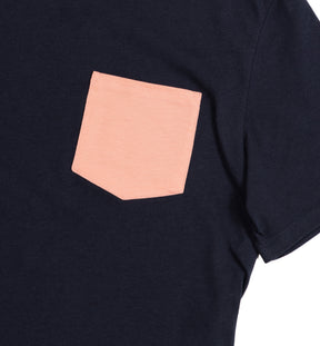 T-shirt marine poche corail